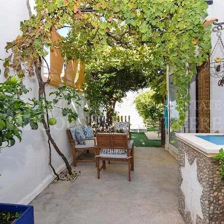 Casa De Pueblo
